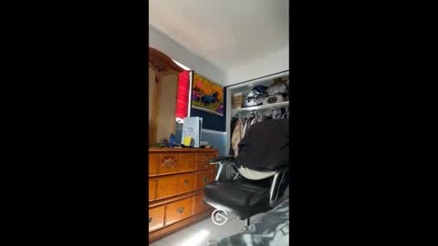 Snapshot of empereurcxliv chatting on February 12, 7:42 pm empereurcxliv online show from February 12, 7:42 pm