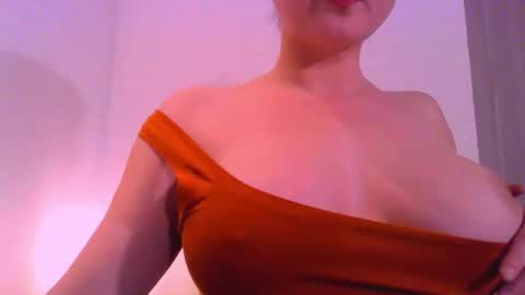 M online show from April 11, 9:41 pm