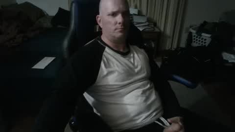 Snapshot of emsguy1 chatting on October 24, 3:14 am Matt online show from October 24, 3:14 am