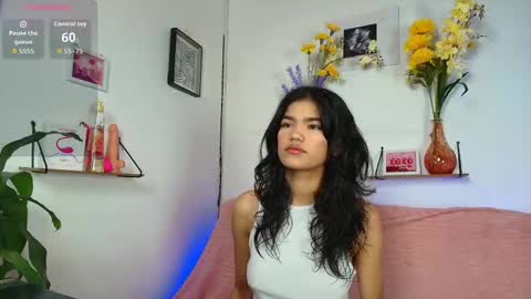 emycarver09 online show from September 21, 1:02 pm