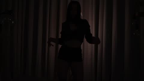 Snapshot of emyii chatting on November 24, 6:40 pm Eimi3 online show from November 24, 6:40 pm