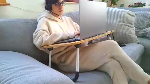 emyxxl online show from January 16, 2:32 pm