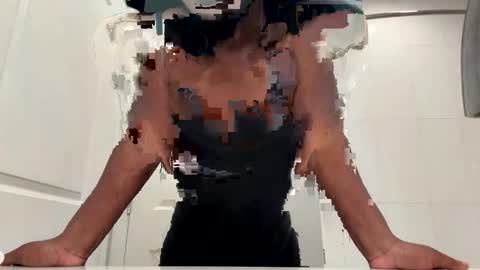 Enchantress online show from February 3, 5:27 am