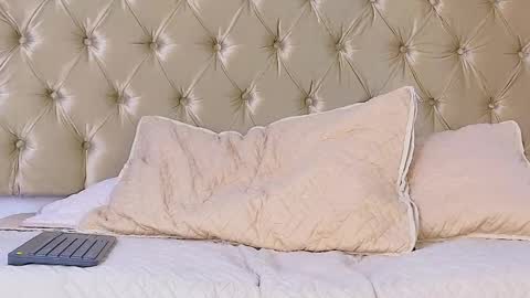 Snapshot of ened_nessa chatting on February 10, 6:35 pm Schedule 600a.m - 200p.m Col hour online show from February 10, 6:35 pm