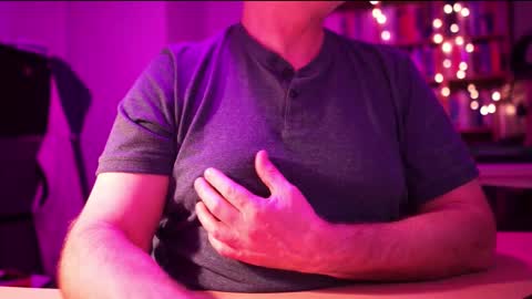 Snapshot of energybra chatting on November 4, 12:54 am uk online show from November 4, 12:54 am