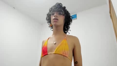 Snapshot of engel20042001 chatting on January 30, 10:51 pm engel20042001 online show from January 30, 10:51 pm