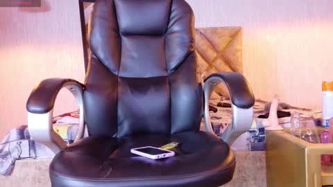 Engel online show from December 16, 12:10 pm