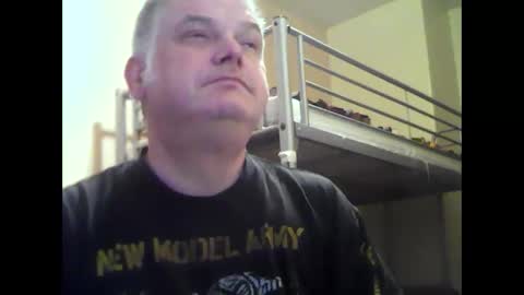 Snapshot of englishguysurrey chatting on November 23, 7:30 am englishguysurrey online show from November 23, 7:30 am