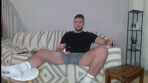 Englishladxxx online show from December 7, 12:19 am