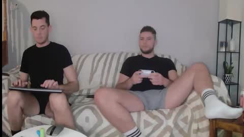 Englishladxxx online show from December 14, 7:03 pm