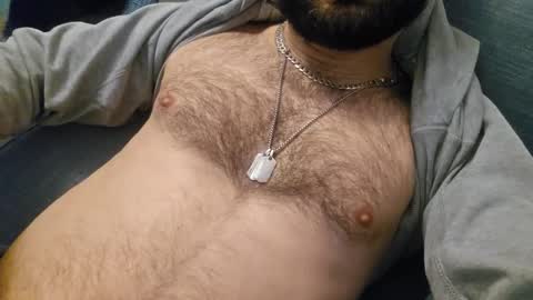 Snapshot of englishphatcock chatting on December 17, 1:00 am Happy online show from December 17, 1:00 am