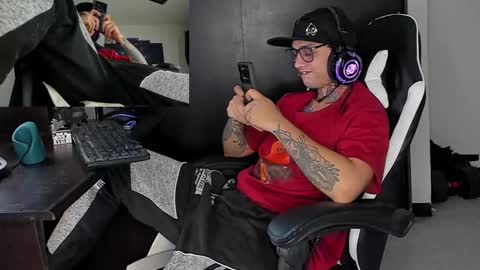 enjoymycock99 online show from March 8, 12:41 pm