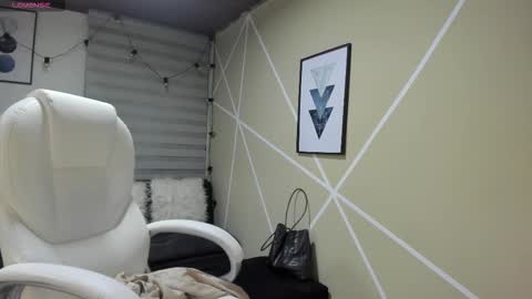 Enma clark online show from September 16, 4:02 am