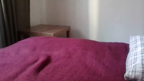 Snapshot of enoch98 chatting on March 8, 1:25 pm enoch98 online show from March 8, 1:25 pm