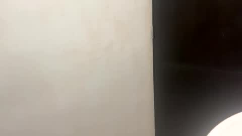 Snapshot of enriquelopez007073 chatting on December 15, 9:41 pm The Man 007 online show from December 15, 9:41 pm