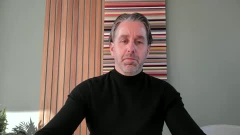 Enzos Massive Cock online show from March 27, 8:20 am