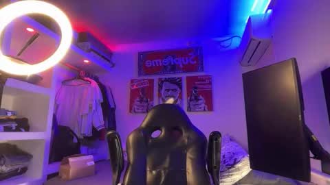 Tht BOSS Eren online show from March 14, 6:19 am