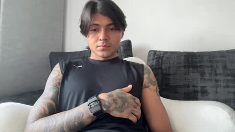 Tht BOSS Eren online show from April 2, 7:22 pm