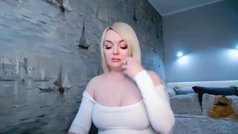 erencia online show from December 5, 12:00 pm