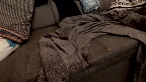 Snapshot of ergheid chatting on December 3, 3:20 am ergheid online show from December 3, 3:20 am