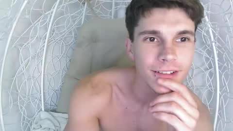 Eric Crush online show from October 2, 3:57 am