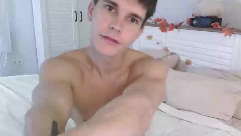 Eric Crush online show from October 7, 4:09 am