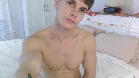 Eric Crush online show from October 26, 4:29 am