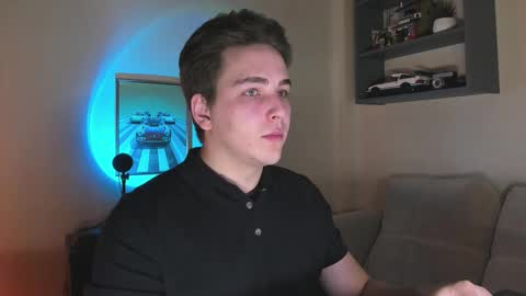 Snapshot of eric_ether chatting on November 8, 7:23 pm Eric online show from November 8, 7:23 pm