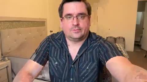 eric heim online show from November 15, 6:59 pm