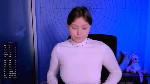 Snapshot of erica_breeze chatting on November 8, 9:24 pm your dear Erica online show from November 8, 9:24 pm