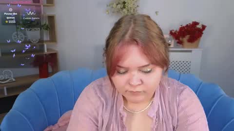 Snapshot of erica_love_ chatting on September 19, 7:10 am erica_love_ online show from September 19, 7:10 am