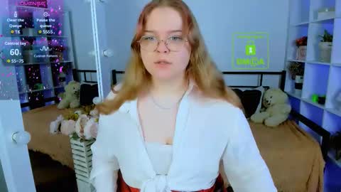 Snapshot of erica_love_ chatting on November 18, 6:51 am erica_love_ online show from November 18, 6:51 am