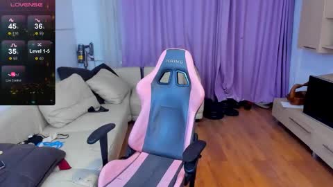 Erika online show from November 4, 3:27 am