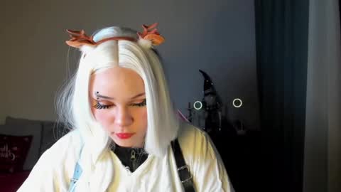 Erica online show from December 23, 2:50 pm