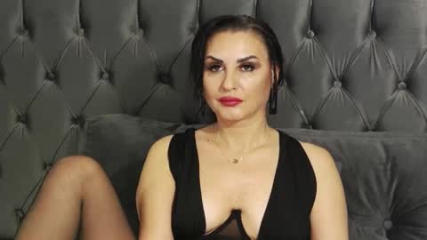 Erica online show from December 15, 11:20 pm