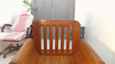 ericaxox1 online show from April 18, 10:08 am