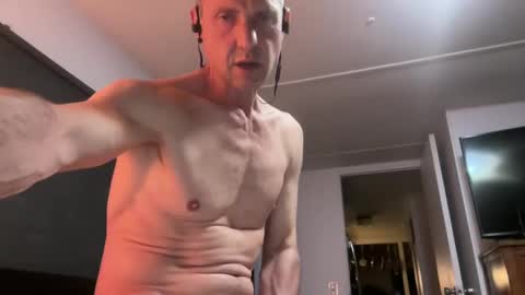 skoooozle online show from October 1, 12:27 am