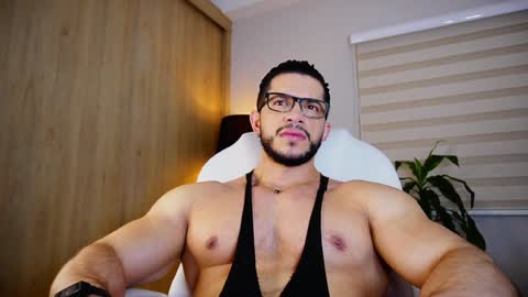 Erick Thompson online show from December 5, 9:39 pm