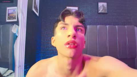 erick online show from February 20, 4:42 am