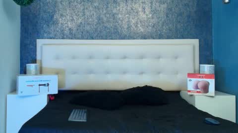   online show from September 12, 4:01 am