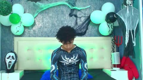   online show from October 30, 4:25 am