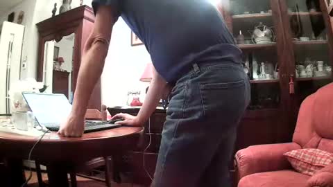 Snapshot of ericstephcam31 chatting on November 27, 10:28 am Steph et Eric online show from November 27, 10:28 am