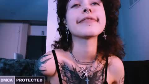 Snapshot of erii_xoxo chatting on November 21, 3:38 am Rainbow on your spoon online show from November 21, 3:38 am