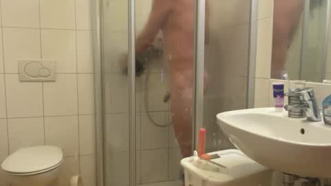 Snapshot of erik6980 chatting on November 9, 6:39 pm erik6980 online show from November 9, 6:39 pm