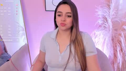 Snapshot of erika_mendez1 chatting on September 9, 7:46 pm Erika Mendez online show from September 9, 7:46 pm