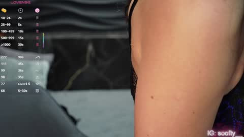 Snapshot of erika_soft chatting on January 28, 1:38 pm Erika online show from January 28, 1:38 pm