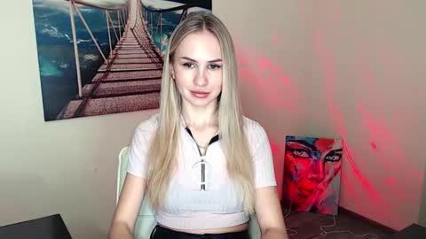 Erika online show from November 4, 12:59 pm