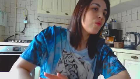 Snapshot of erikagloss chatting on November 17, 6:52 am ErikaGloss online show from November 17, 6:52 am