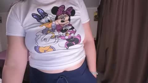 ErikaGold online show from April 16, 5:03 pm