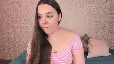 Erin online show from March 10, 9:32 am